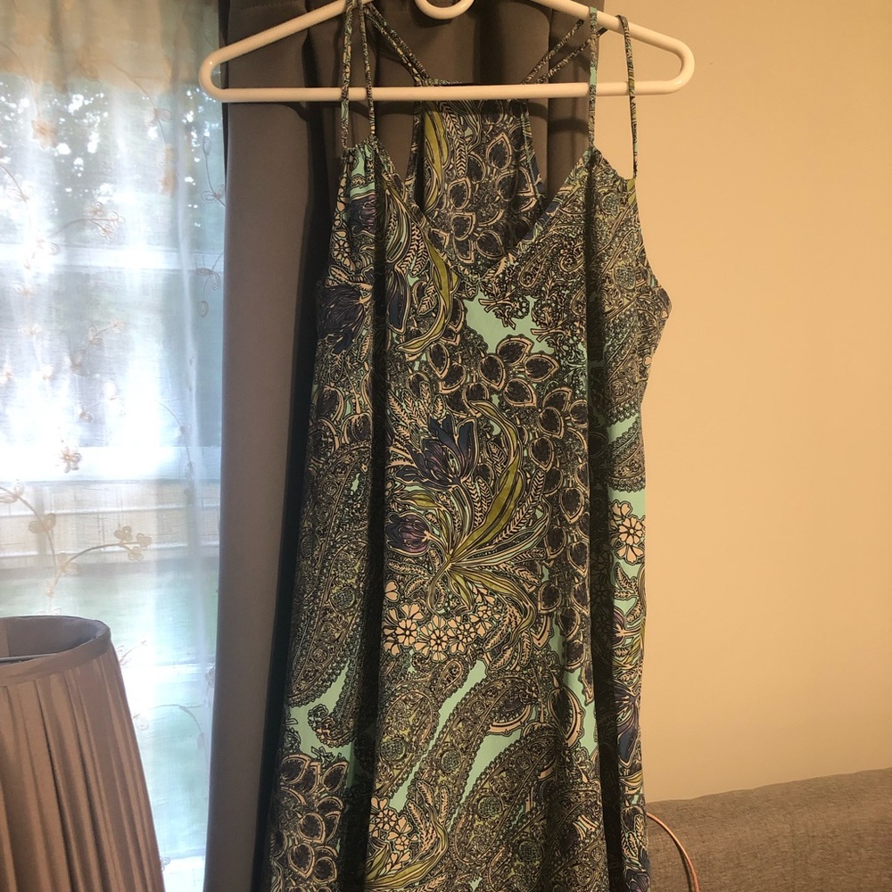 Causal dress